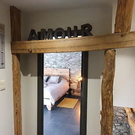 Holiday home O Pres De La Lienne, De Charme, Accord Parfait Entre Confort Et Authenticite