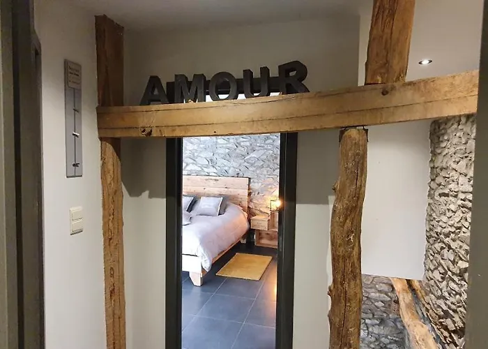 Hébergement de vacances O Près De La Lienne, De Charme, Accord Parfait Entre Confort Et Authenticité